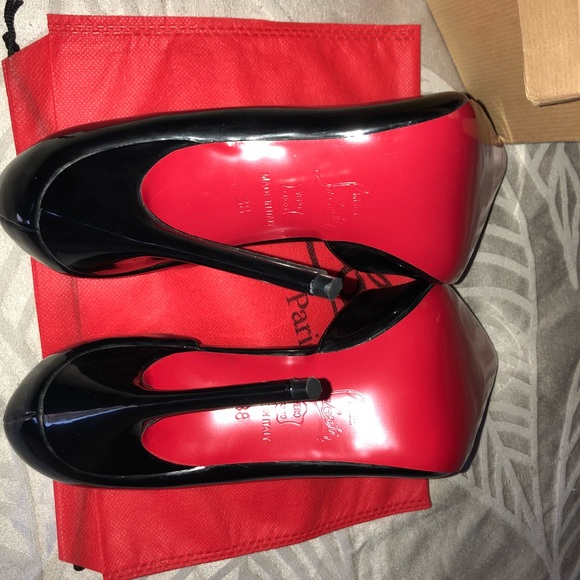 christian louboutin red bottom heels - Picture 5 of 5